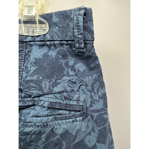 American Eagle Shorts Men 32 Blue Chino Classic Flat Front Cotton Casual Floral - Picture 5 of 7